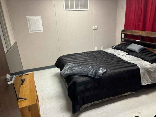 411 Oak Tree Drive, Point Blank, TX 77364