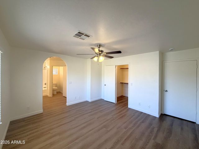 2834 E Oakland Court, Gilbert, AZ 85295