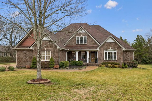 1006 Autumn Ridge Ct, Spring Hill, TN 37174