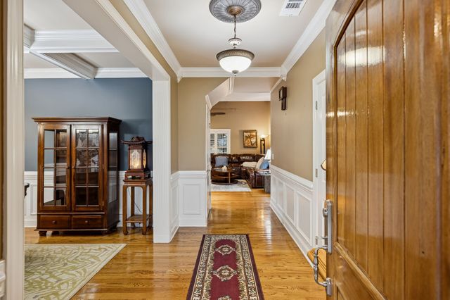 1006 Autumn Ridge Ct, Spring Hill, TN 37174