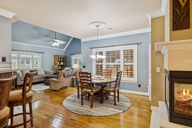 1006 Autumn Ridge Ct, Spring Hill, TN 37174