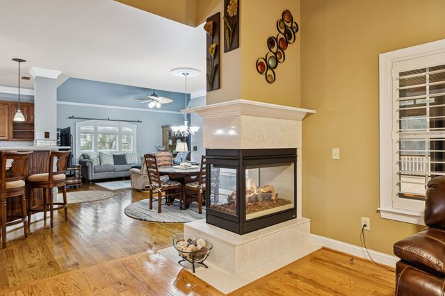 1006 Autumn Ridge Ct, Spring Hill, TN 37174