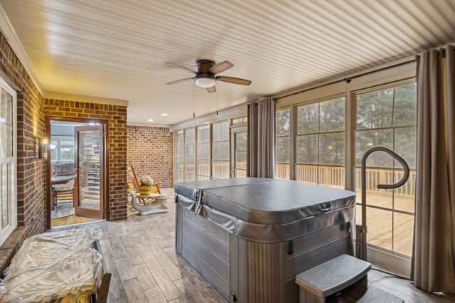 1006 Autumn Ridge Ct, Spring Hill, TN 37174