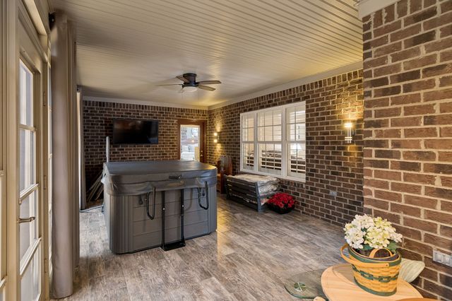 1006 Autumn Ridge Ct, Spring Hill, TN 37174