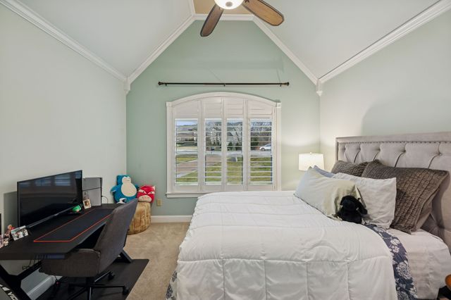 1006 Autumn Ridge Ct, Spring Hill, TN 37174