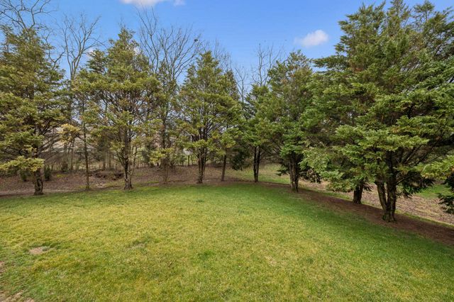 1006 Autumn Ridge Ct, Spring Hill, TN 37174