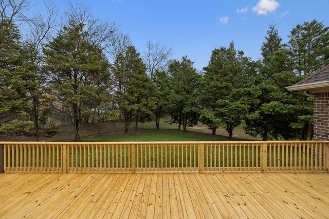 1006 Autumn Ridge Ct, Spring Hill, TN 37174