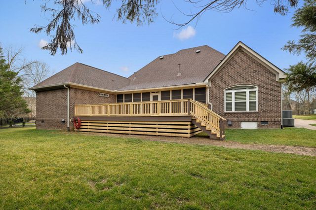 1006 Autumn Ridge Ct, Spring Hill, TN 37174