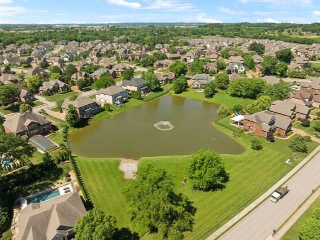 1006 Autumn Ridge Ct, Spring Hill, TN 37174