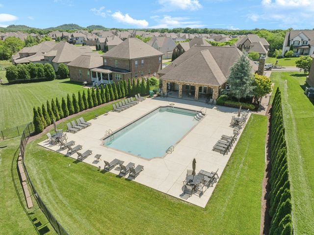 1006 Autumn Ridge Ct, Spring Hill, TN 37174