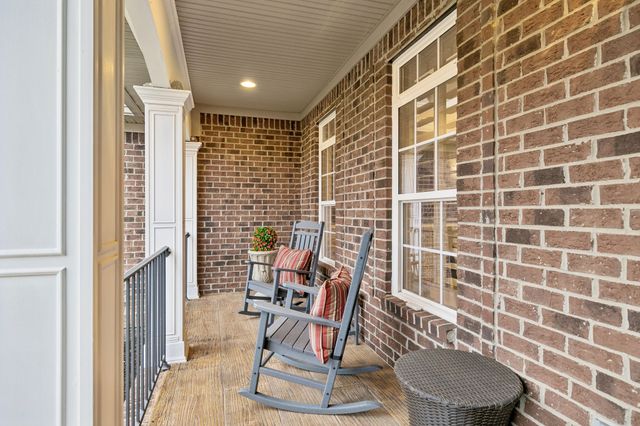 1006 Autumn Ridge Ct, Spring Hill, TN 37174