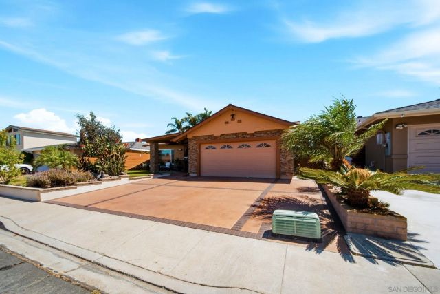 6885 Rockglen Ave, San Diego, CA 92111