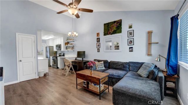 1140 Molino Avenue 5, Long Beach, CA 90804