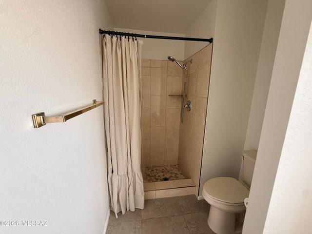 2619 W Old Glory Drive, Tucson, AZ 85741
