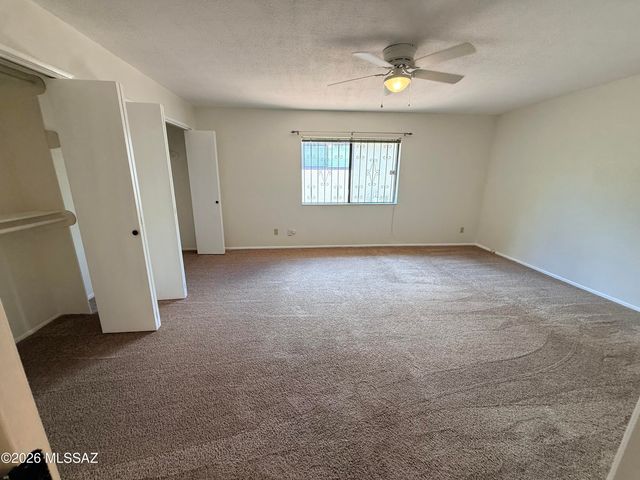 2619 W Old Glory Drive, Tucson, AZ 85741