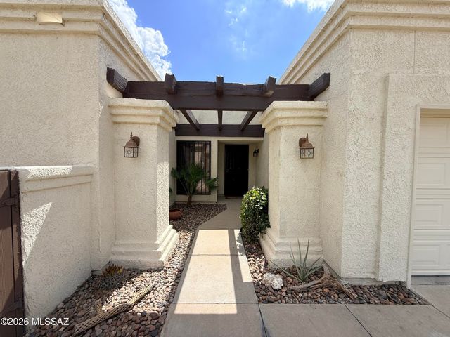 2619 W Old Glory Drive, Tucson, AZ 85741