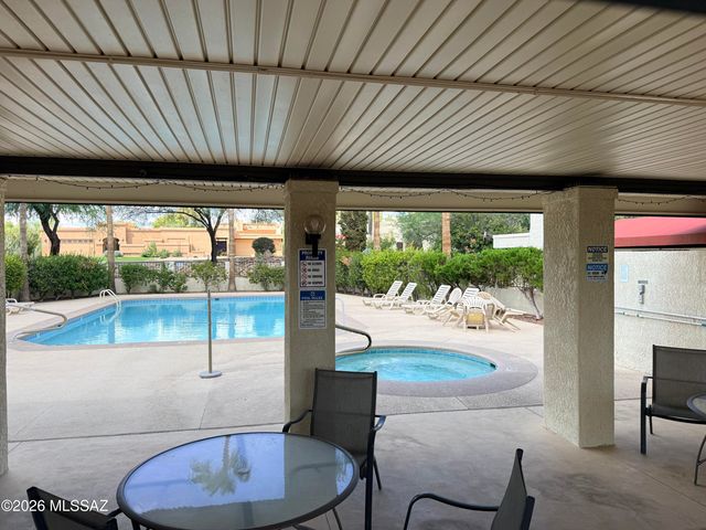 2619 W Old Glory Drive, Tucson, AZ 85741
