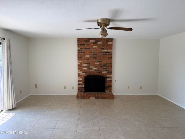 2619 W Old Glory Drive, Tucson, AZ 85741
