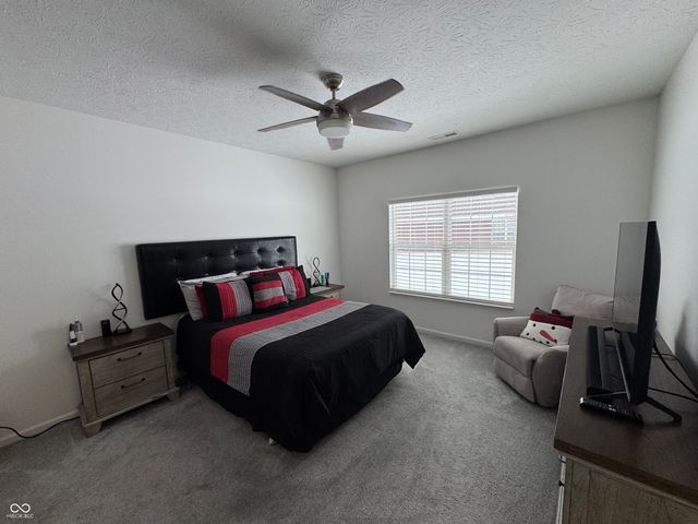 512 Montezuma Express Drive, Greenfield, IN 46140