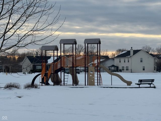 512 Montezuma Express Drive, Greenfield, IN 46140