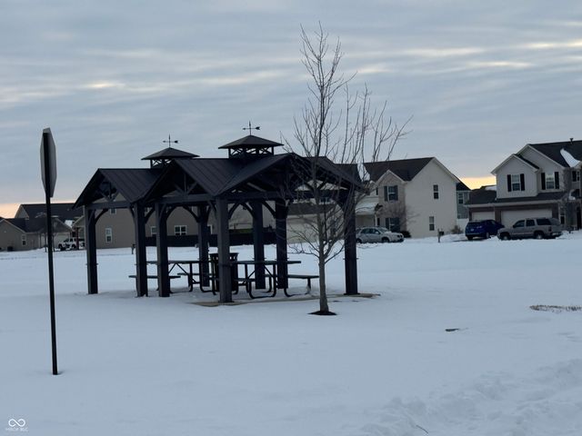 512 Montezuma Express Drive, Greenfield, IN 46140