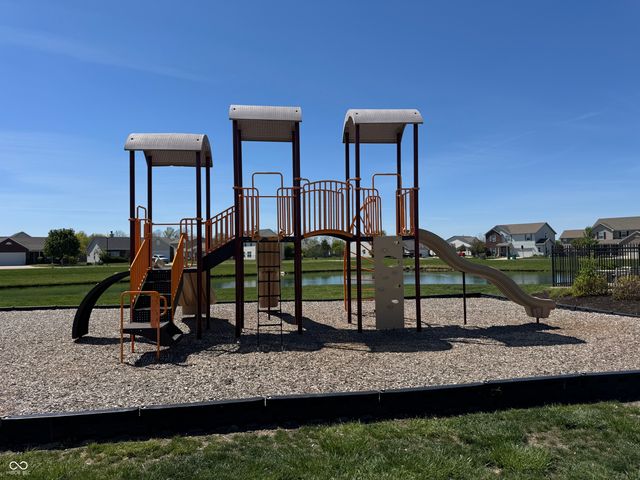 512 Montezuma Express Drive, Greenfield, IN 46140