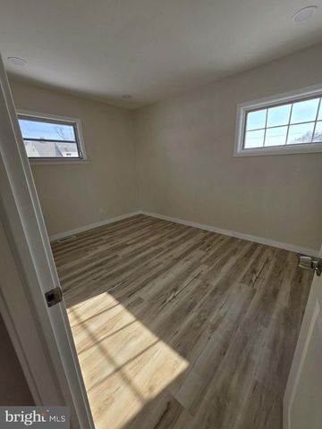 727 SHERRIE RD, Philadelphia, PA 19115