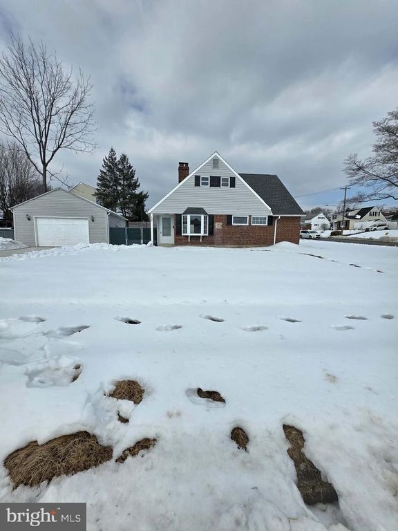 727 SHERRIE RD, Philadelphia, PA 19115