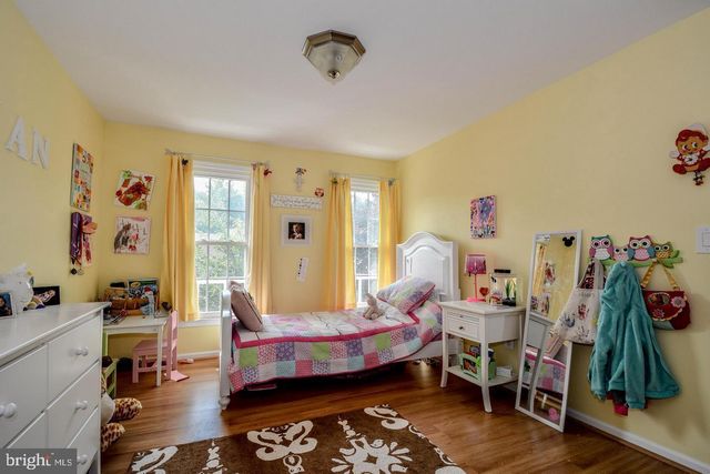 13527 POINT PLEASANT DR, Chantilly, VA 20151