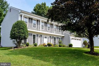 13527 POINT PLEASANT DR, Chantilly, VA 20151