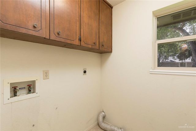 100 W Iris Avenue, Mcallen, TX 78501