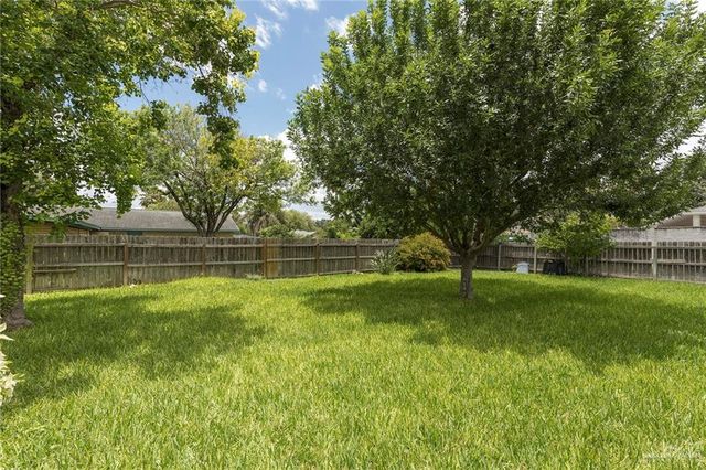 100 W Iris Avenue, Mcallen, TX 78501