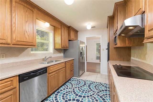 100 W Iris Avenue, Mcallen, TX 78501