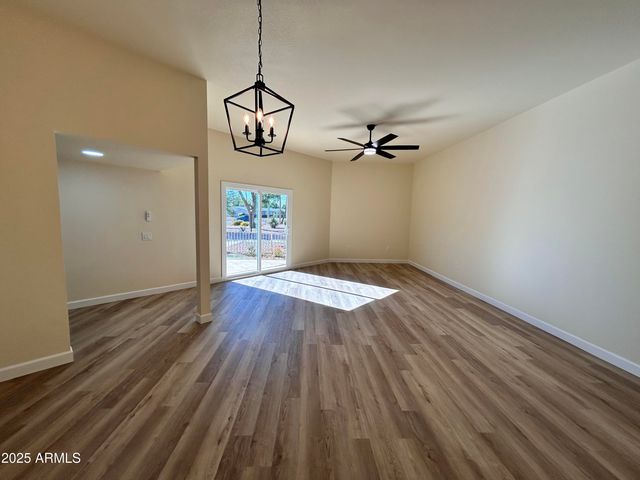 10838 W THUNDERBIRD Boulevard, Sun City, AZ 85351