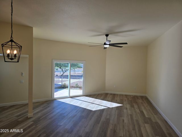10838 W THUNDERBIRD Boulevard, Sun City, AZ 85351
