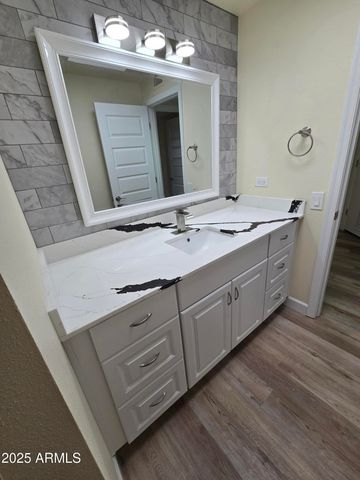 10838 W THUNDERBIRD Boulevard, Sun City, AZ 85351