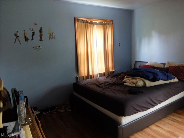 4022 Devon Drive SE, Warren, OH 44484