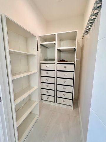 6000 N Ocean Drive 2n, Hollywood, FL 33019