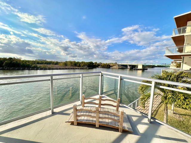 6000 N Ocean Drive 2n, Hollywood, FL 33019