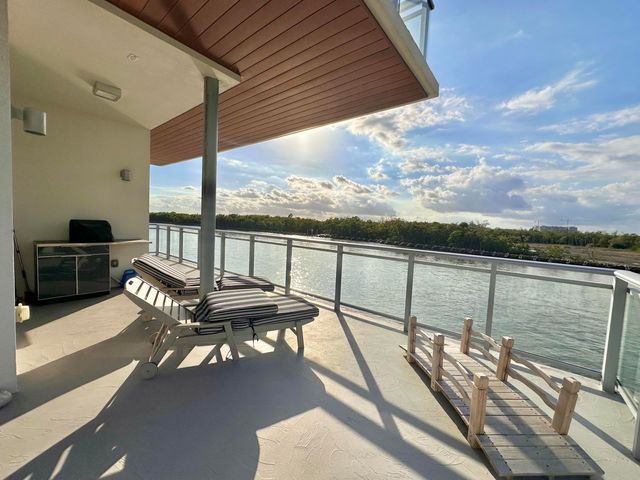 6000 N Ocean Drive 2n, Hollywood, FL 33019