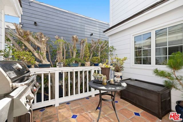 459 35th Street, Manhattan Beach, CA 90266