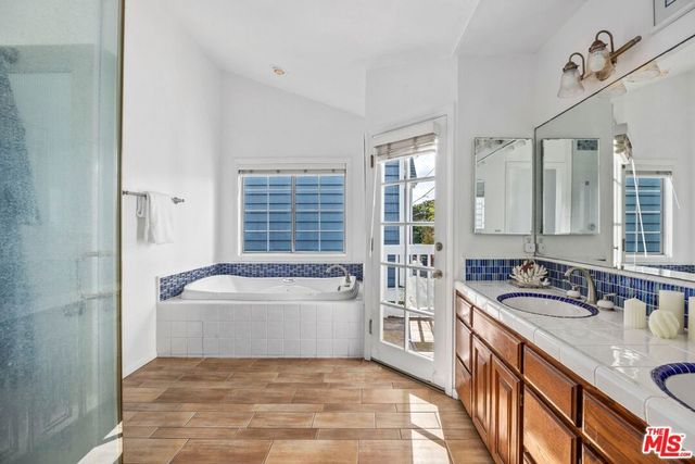 459 35th Street, Manhattan Beach, CA 90266