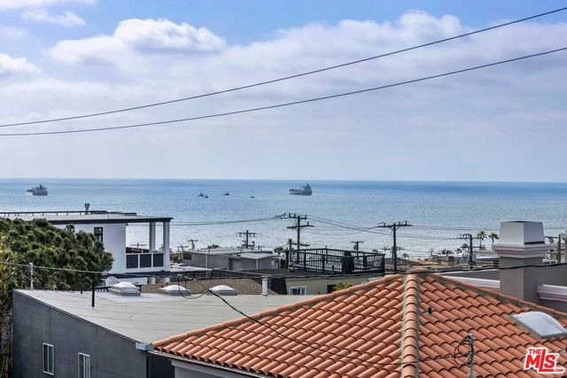 459 35th Street, Manhattan Beach, CA 90266