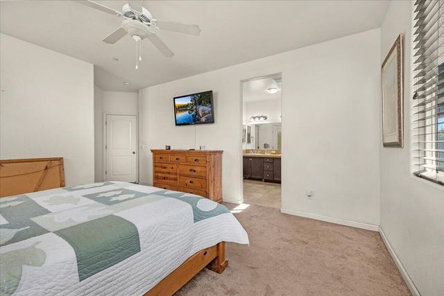 3031 SE La Vida Court, Visalia, CA 93291