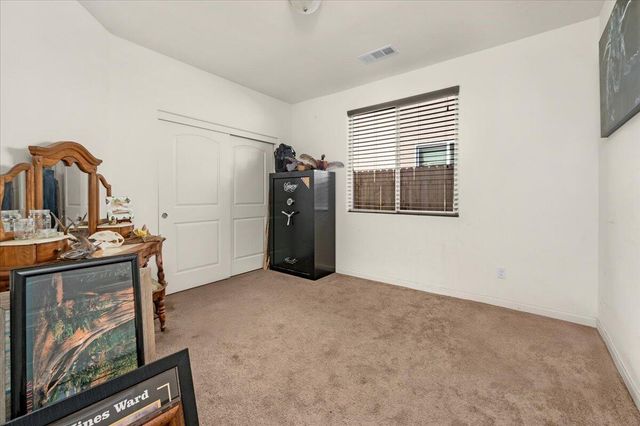 3031 SE La Vida Court, Visalia, CA 93291