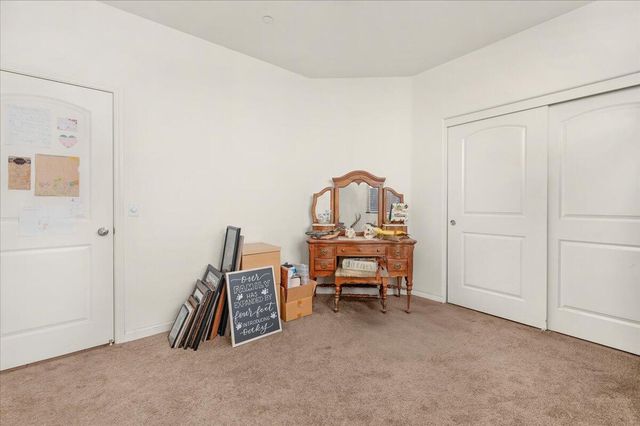 3031 SE La Vida Court, Visalia, CA 93291