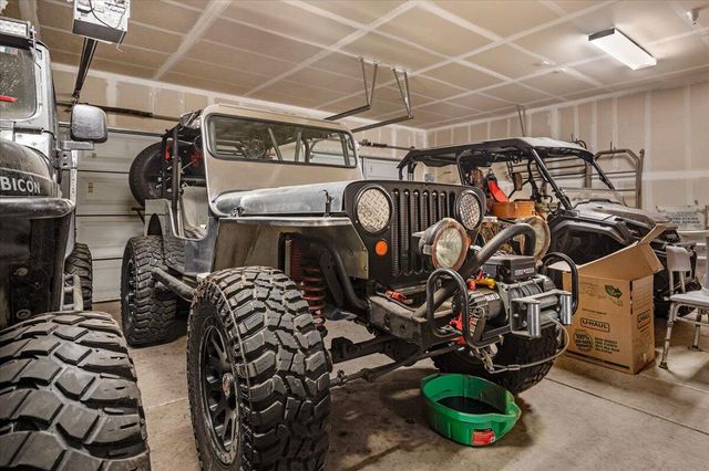 3031 SE La Vida Court, Visalia, CA 93291