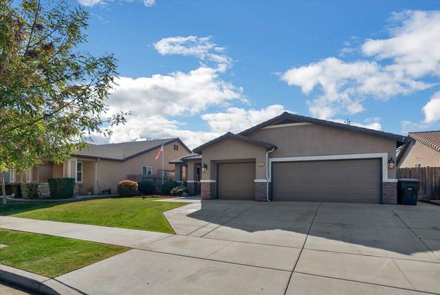 3031 SE La Vida Court, Visalia, CA 93291