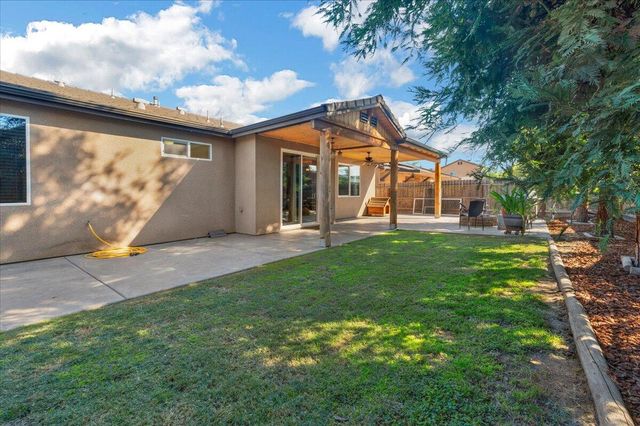 3031 SE La Vida Court, Visalia, CA 93291