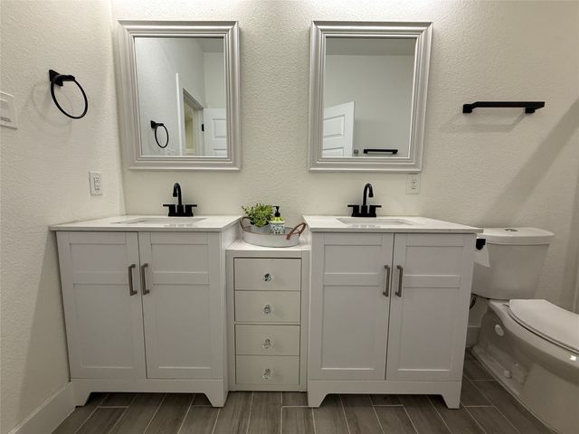 201 E 10th Street, Kaufman, TX 75142